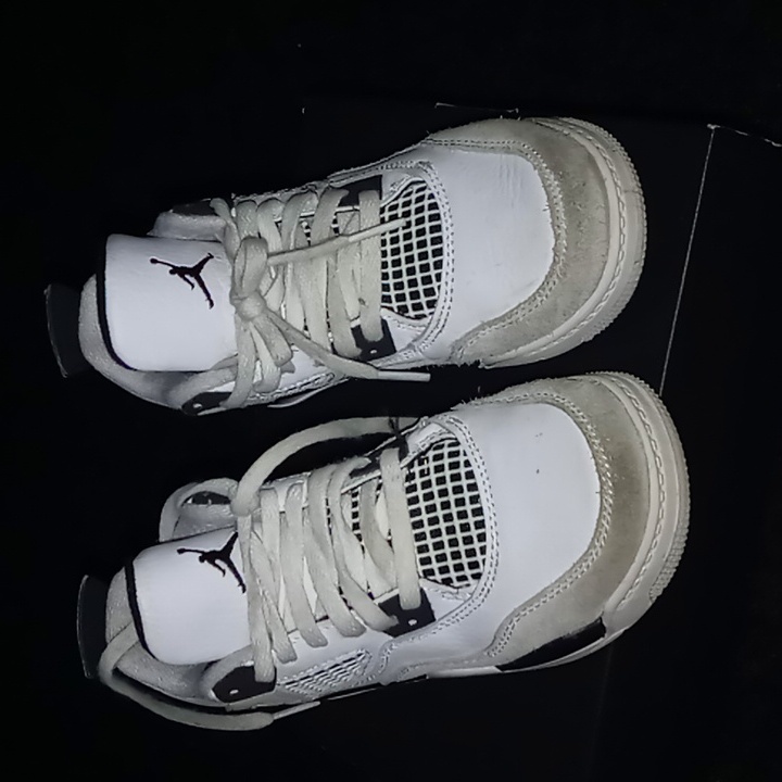 Jordan 4